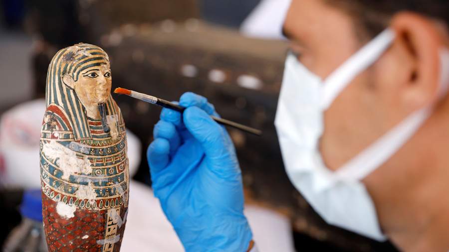 Показ последней коллекции: египтяне нашли 100 саркофагов с мумиями