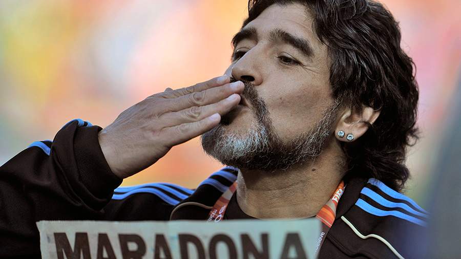 Последняя атака: каким мы запомним Диего Марадону