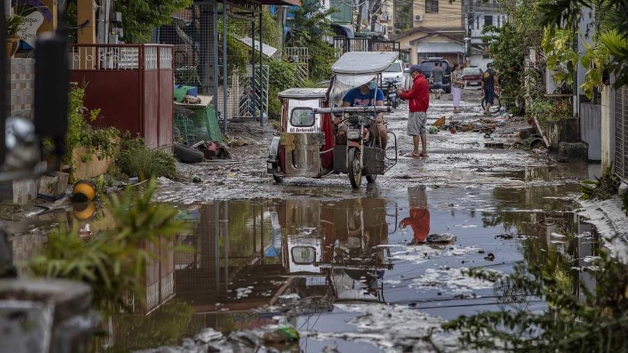 Бурный потоп: что стало с Филиппинами после супертайфуна
