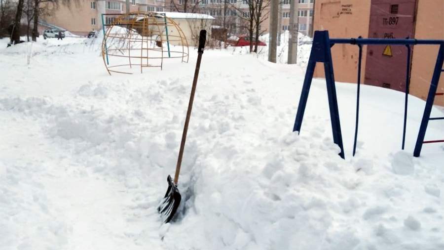 В глазах побелело: снегопады в центральных регионах России