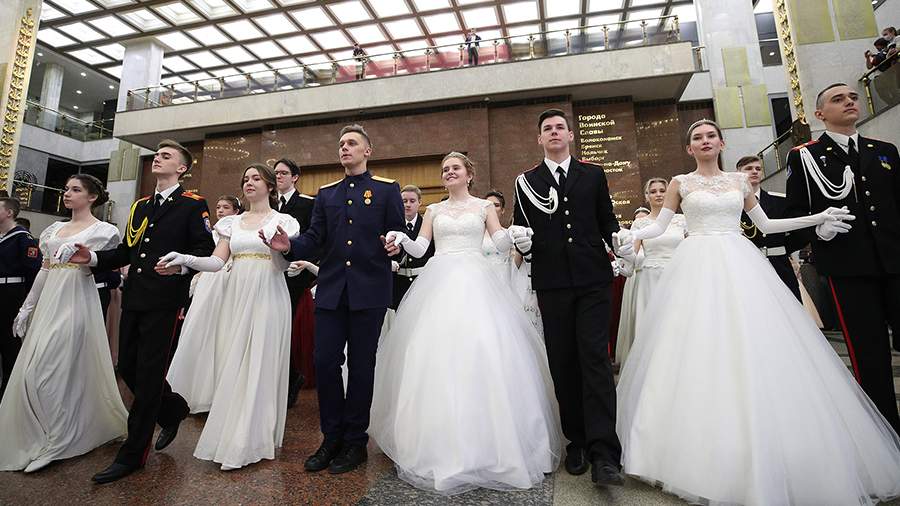 Элитный клуб: как развлекаются московские кадеты