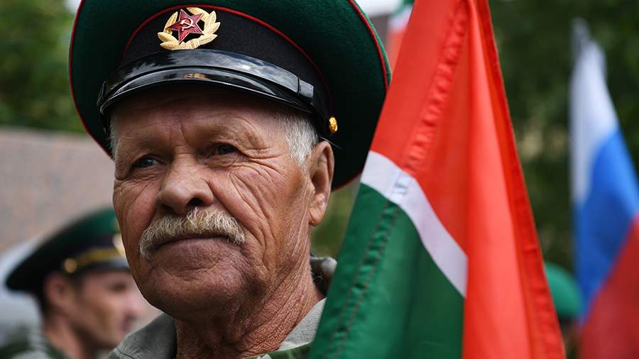 Мощный заслон: как россияне отметили День пограничника