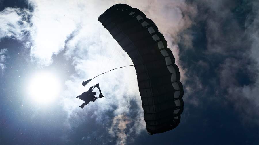 Рыцари в небе: на полигоне Алабино состоялся военно-спортивный праздник