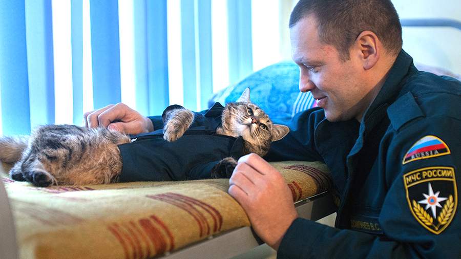 Кошкин дым: как двухлетний Семен работает пожарным