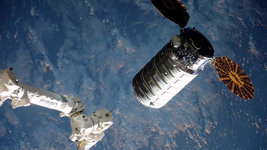 Вид сверху: как работает МКС