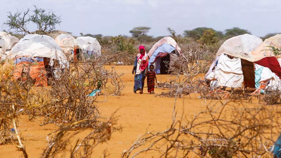 Приступ голода: в Сомали из-за засухи умирают дети