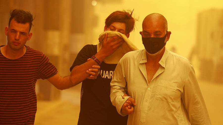 Желтый налет: Ирак задыхается в песке