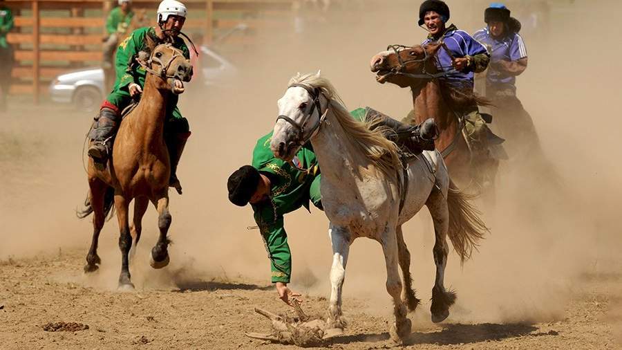 Забить козла: во что играют алтайские пастухи