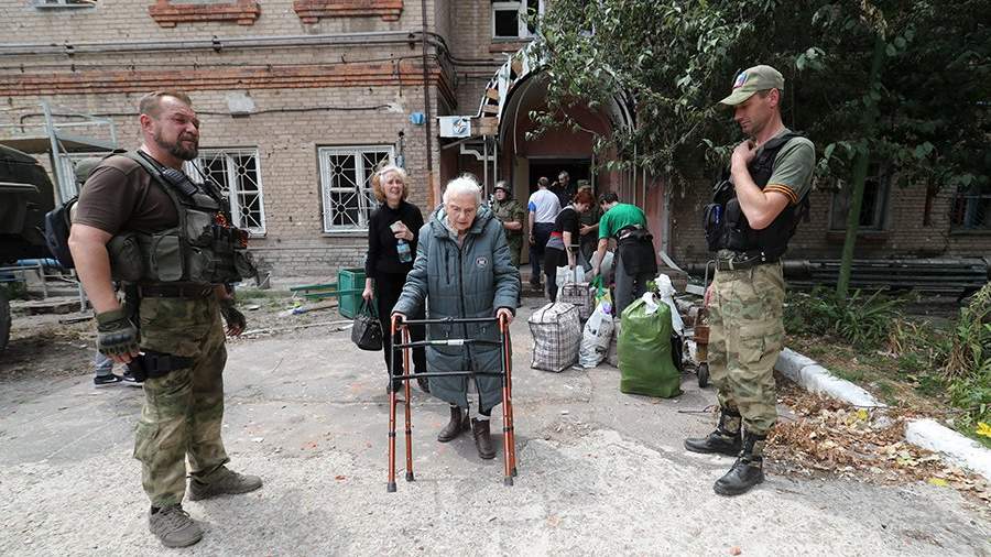 Общее дело: продолжается эвакуация мирных жителей с завода «Азот»