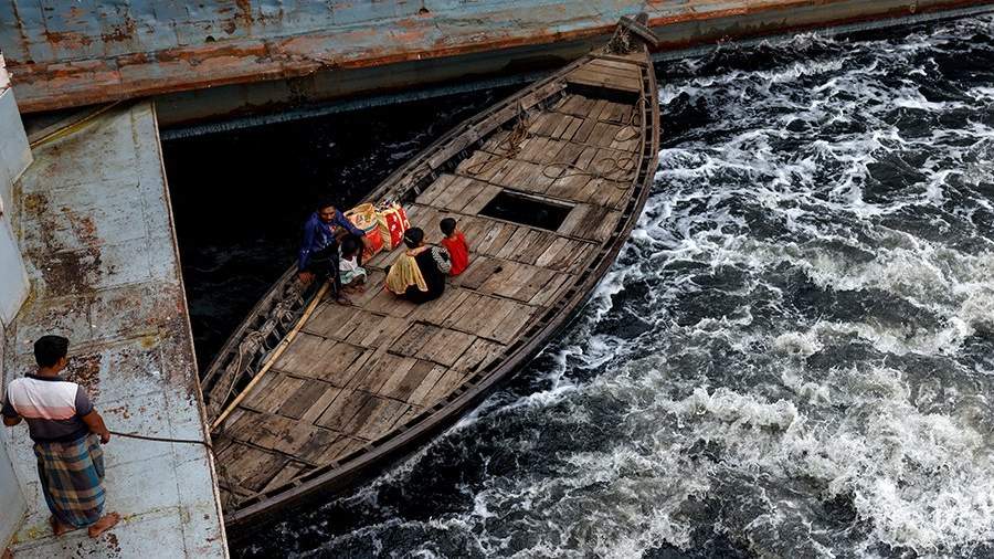 Черная полоса: как живется людям у мертвой реки