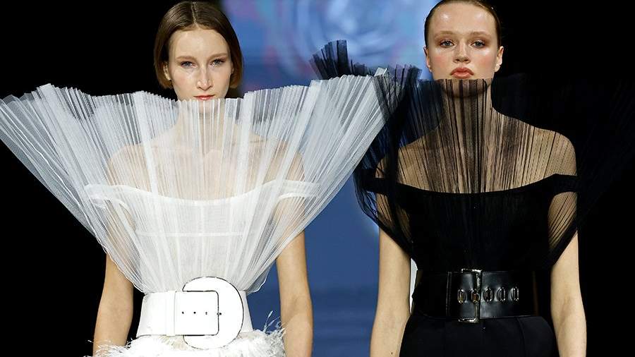 Убежавшие невесты: что показали на Bridal Week 2023 в Барселоне