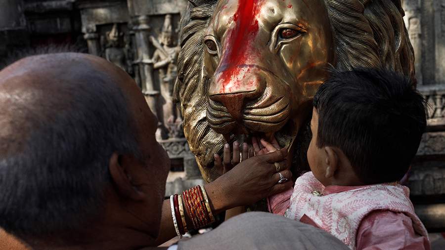 Любовь и голуби: древний храм Камакхи в Индии