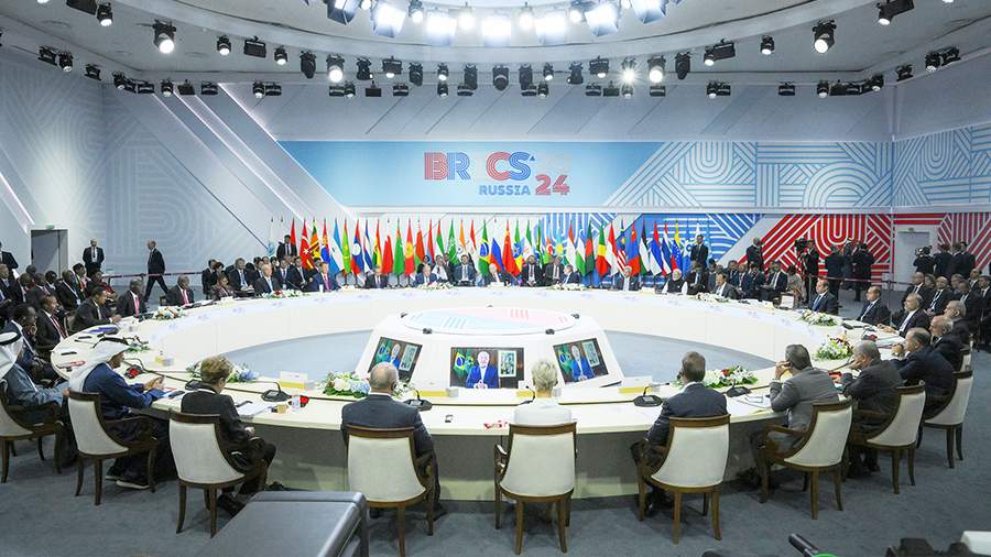 События недели в фотографиях: саммит БРИКС в Казани, выборы в Грузии, удар по Бейруту