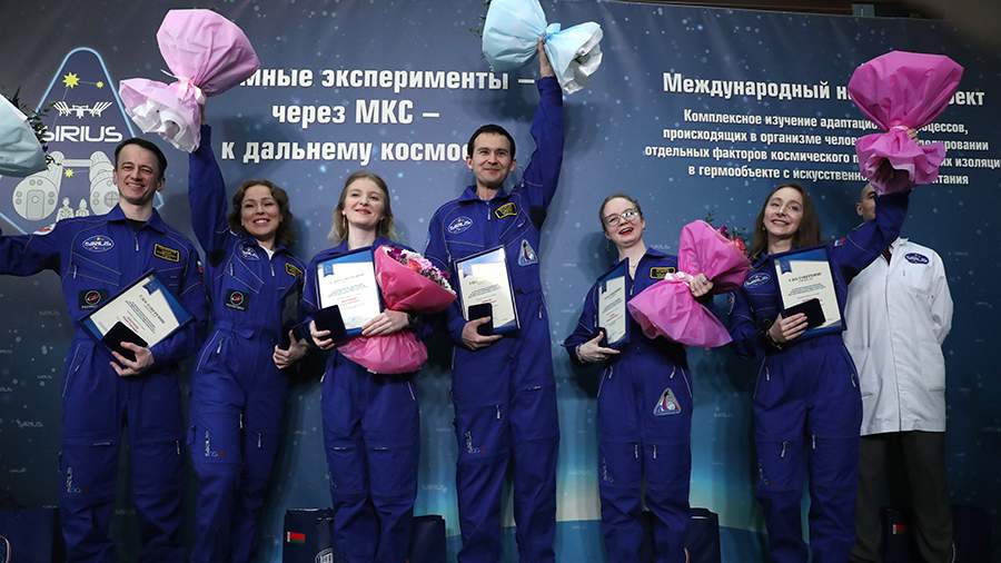 События недели в фотографиях: протесты в Абхазии, саммит G20 в Бразилии, эксперимент SIRIUS-23