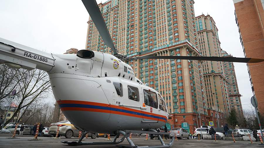 События недели в фотографиях: взрыв в ЖК «Алые паруса», пожар на Электрозаводе, демонтаж танкера «Волгонефть-239»