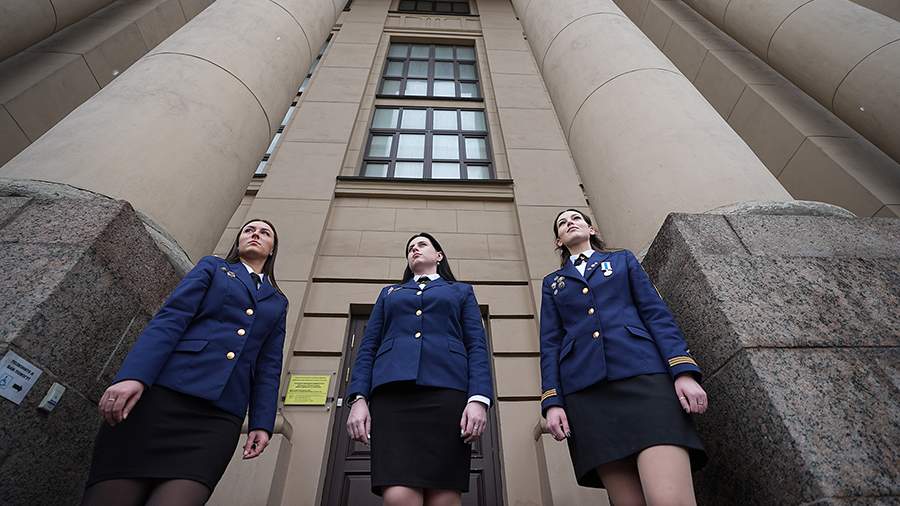 Женское дело: как девушки становятся защитниками Отечества