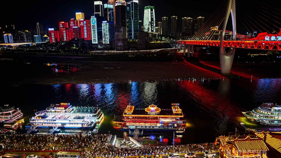 Город контрастов: как живет один из крупнейших мегаполисов КНР