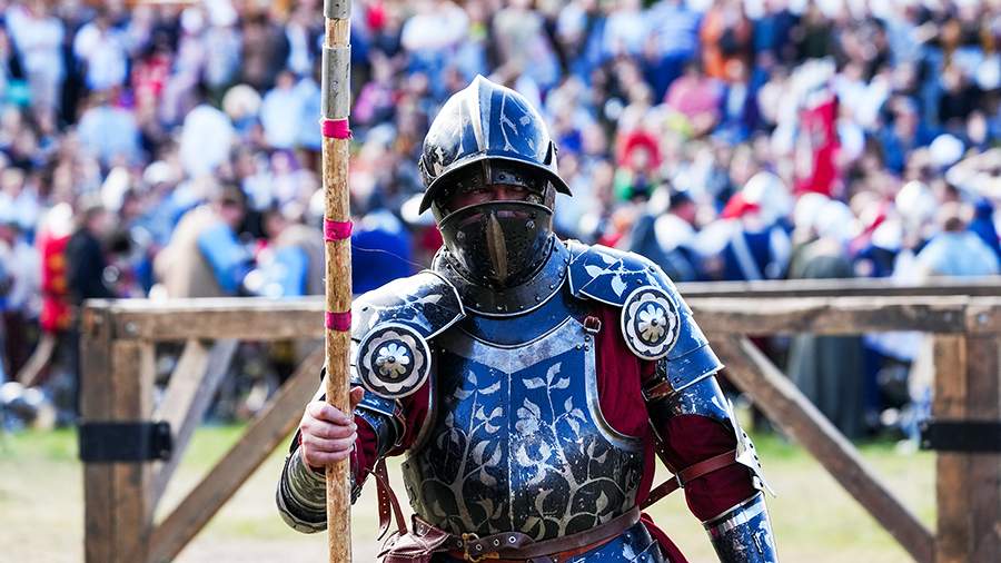 Кольчуга, седло и копье: зачем рыцари собираются в Выборге