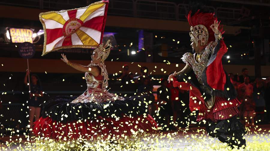 В ритме самбы: как проходит карнавал в Бразилии