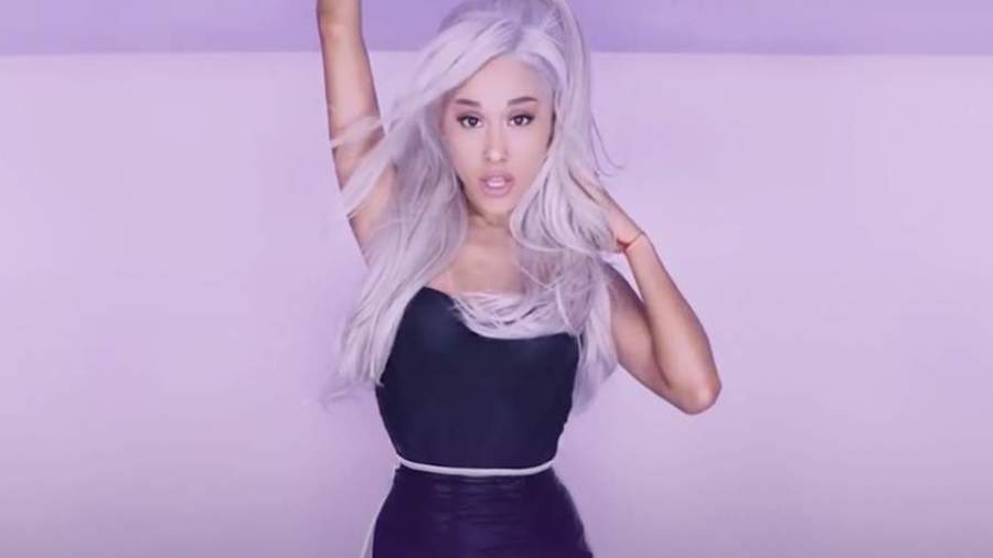 Певица Ариана Гранде прервала тур после теракта в Манчестере