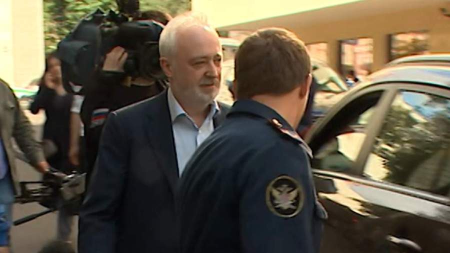 Экс-главу "Роснано" отправили под домашний арест