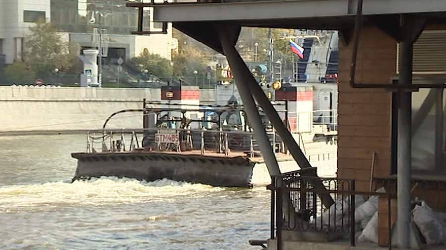 Москву-реку освобождают от дебаркадеров и лишних судов 