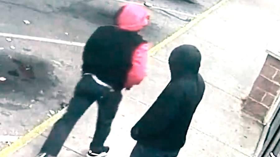 Грабители в США случайно сожгли $35 тыс., вскрывая банкомат болгаркой