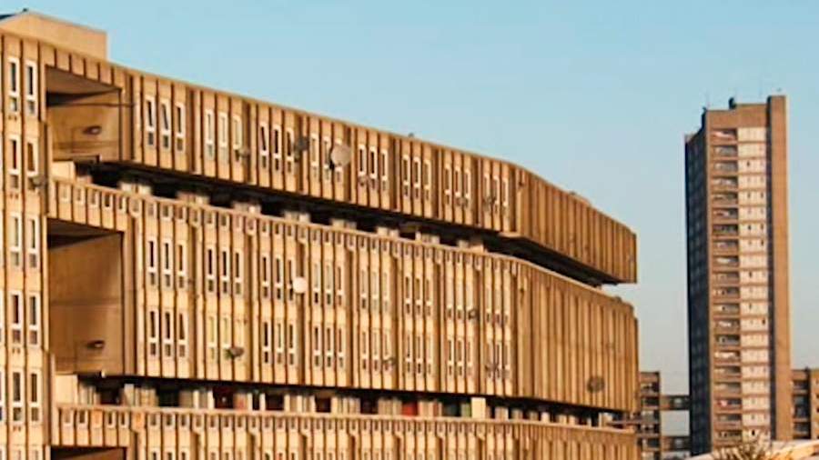 Мэр Лондона заявил о возможной реновации жилья