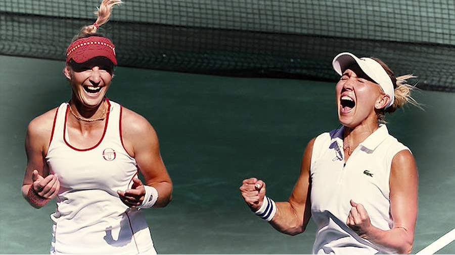 Россиянки Веснина и Макарова победили на Уимблдоне в женской паре