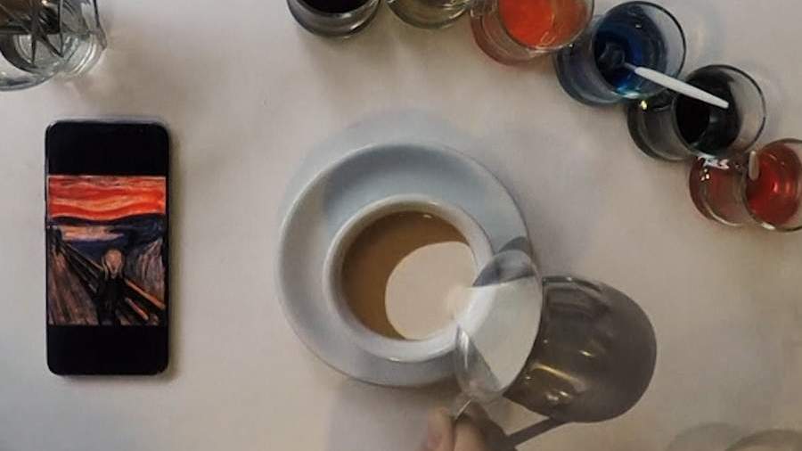 Бариста из Сеула рисует картины Ван Гога и Дега на кофейной пенке