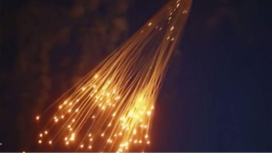 Коалиция США ударила по Ракке запрещенными фосфорными бомбами