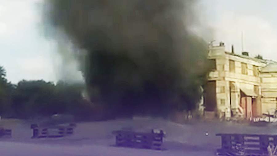 На одном из Челябинских предприятий образовался черный смерч