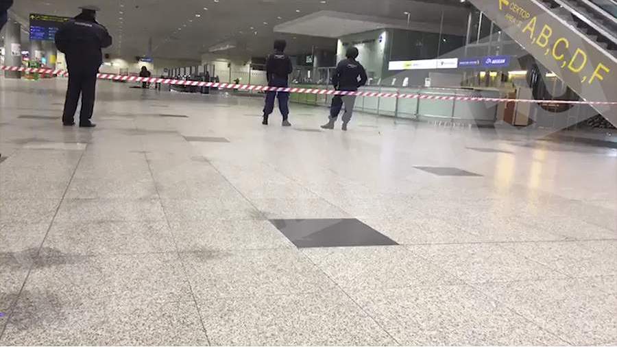 Угрожавшего взрывом мужчину задержали в аэропорту Домодедово