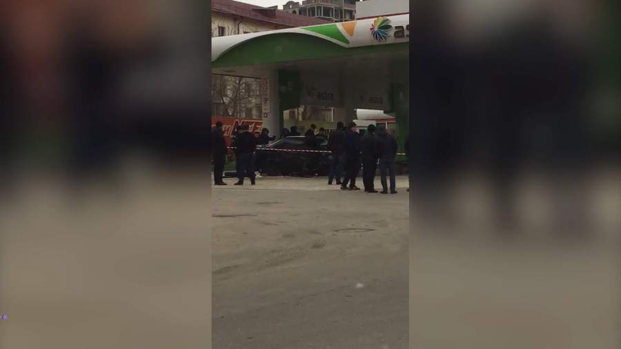 Легковушка влетела в АЗС в Махачкале