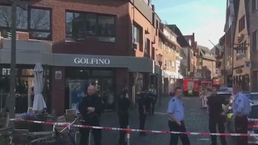 Грузовик наехал на людей в центре немецкого Мюнстера