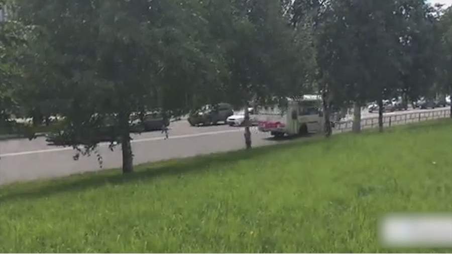 Житель Новокузнецка застрелил женщину и захватил заложников