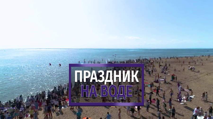 «Потешная флотилия»: заплыв самодельных плавсредств прошел в Петербурге