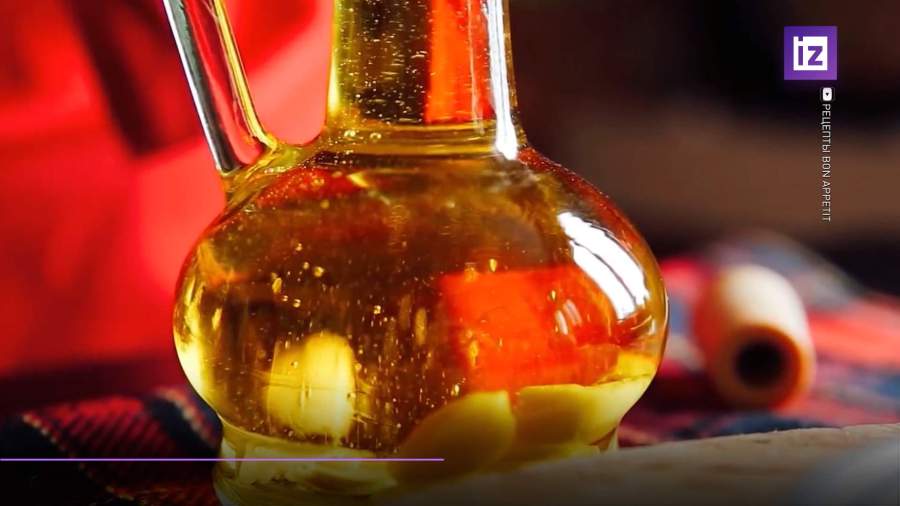 В Роскачестве сравнили оливковое и подсолнечное масло