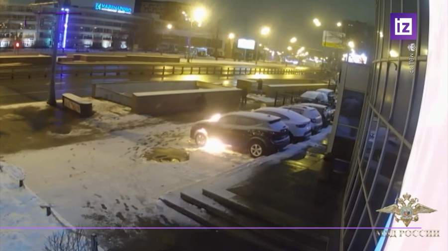 Поджигают авто в железнодорожном. Смотреть фото Поджигают авто в железнодорожном. Смотреть картинку Поджигают авто в железнодорожном. Картинка про Поджигают авто в железнодорожном. Фото Поджигают авто в железнодорожном