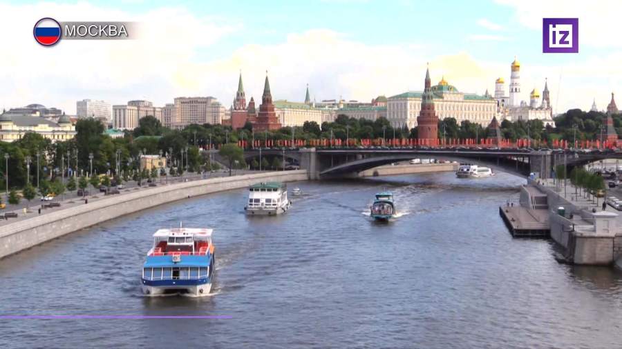 В Москве навигацию открыли парадом судов