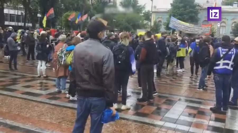 В Киеве требуют отставки главы МВД Арсена Авакова