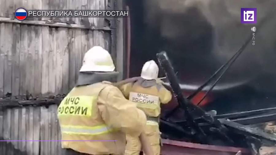 В Башкирии загорелся кирпичный завод