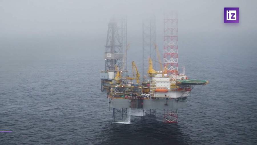 Экспортная пошлина на нефть в России снизится на $0,2