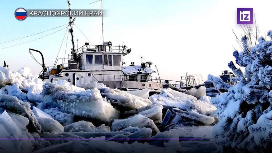 Теплоход на Енисее смяло