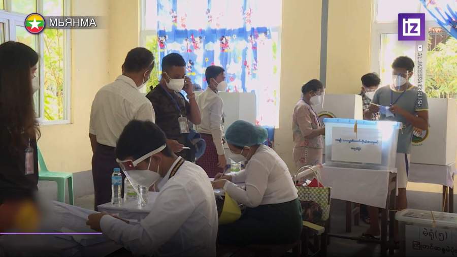 Власти Мьянмы арестовали счета местного отделения Фонда Сороса