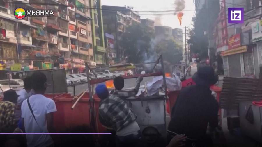 Во время массовых протестов в Мьянме погибли более 50 активистов