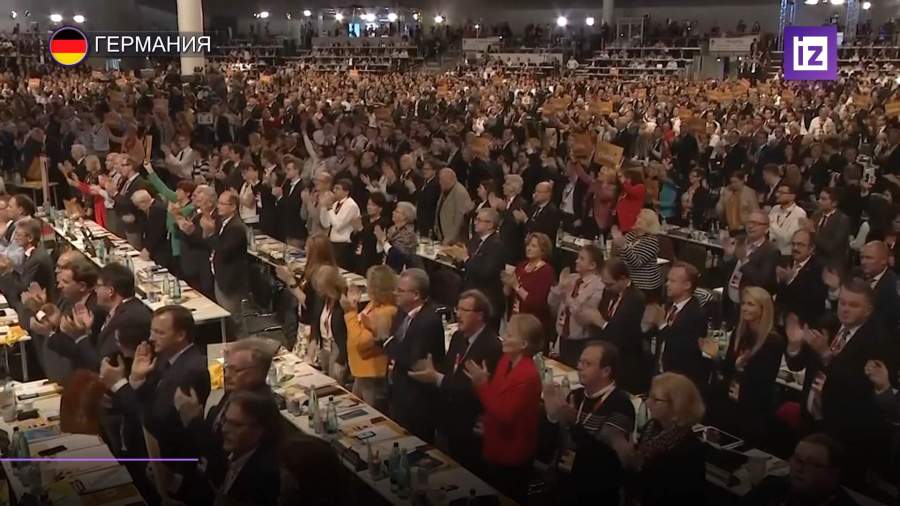 В немецкой правящей партии ХДС разразился коррупционный скандал