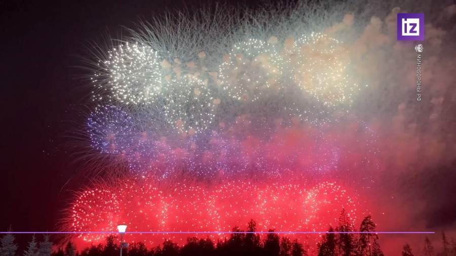 В подмосковном Алабине прошла репетиция праздничного салюта