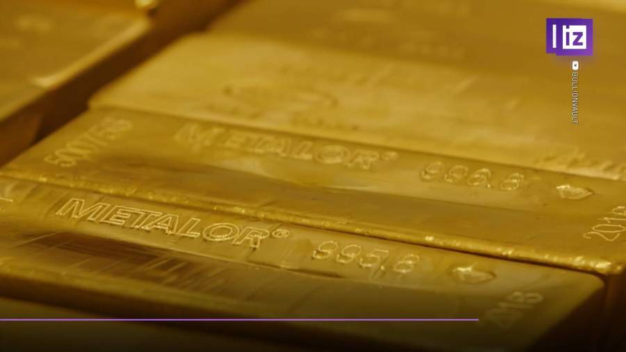 В связи с ослаблением доллара растет стоимость золота