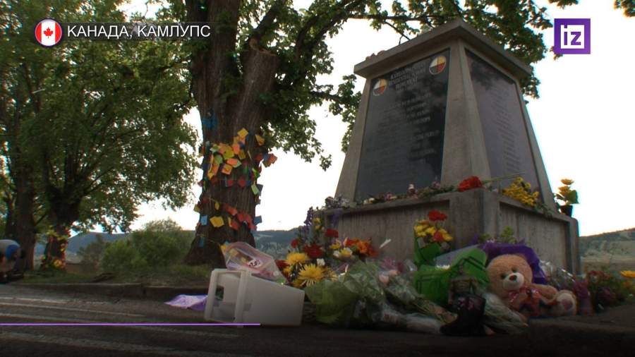 В Канаде после обнаружения останков 215 детей снесли памятник Эгертону Райерсону